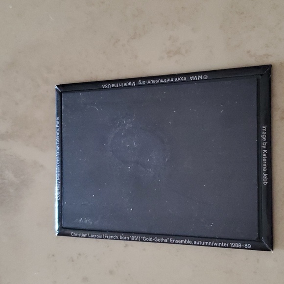 Christian Lacroix Gold Gotha  Ensemble Ltd Ed Magnet - Picture 4 of 4